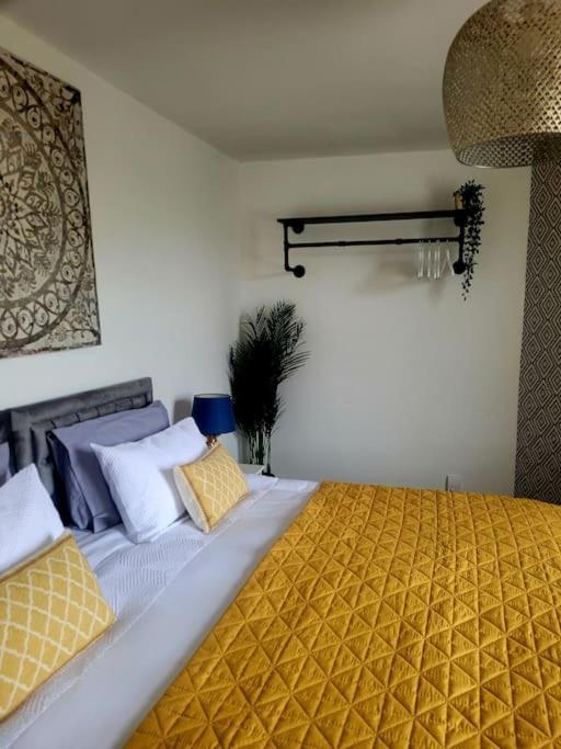 Ferienwohnung No 1 The Terrace Rainhill Exterior foto